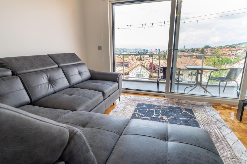 Apartment Aida No1 City View - Free Parking - Sarajevo Luaran gambar